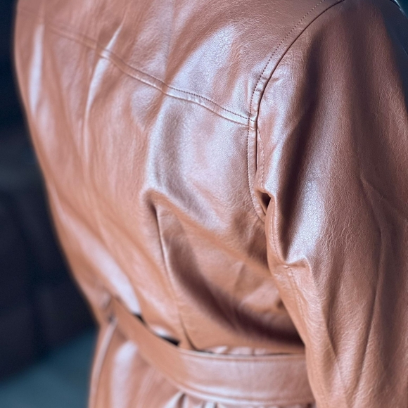 Jacket - Picture 3 of 5